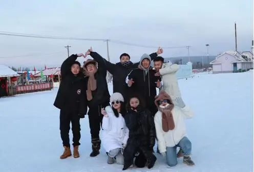 致敬堅守者！武傳學(xué)子深入“中國冷極”拍攝紀錄片